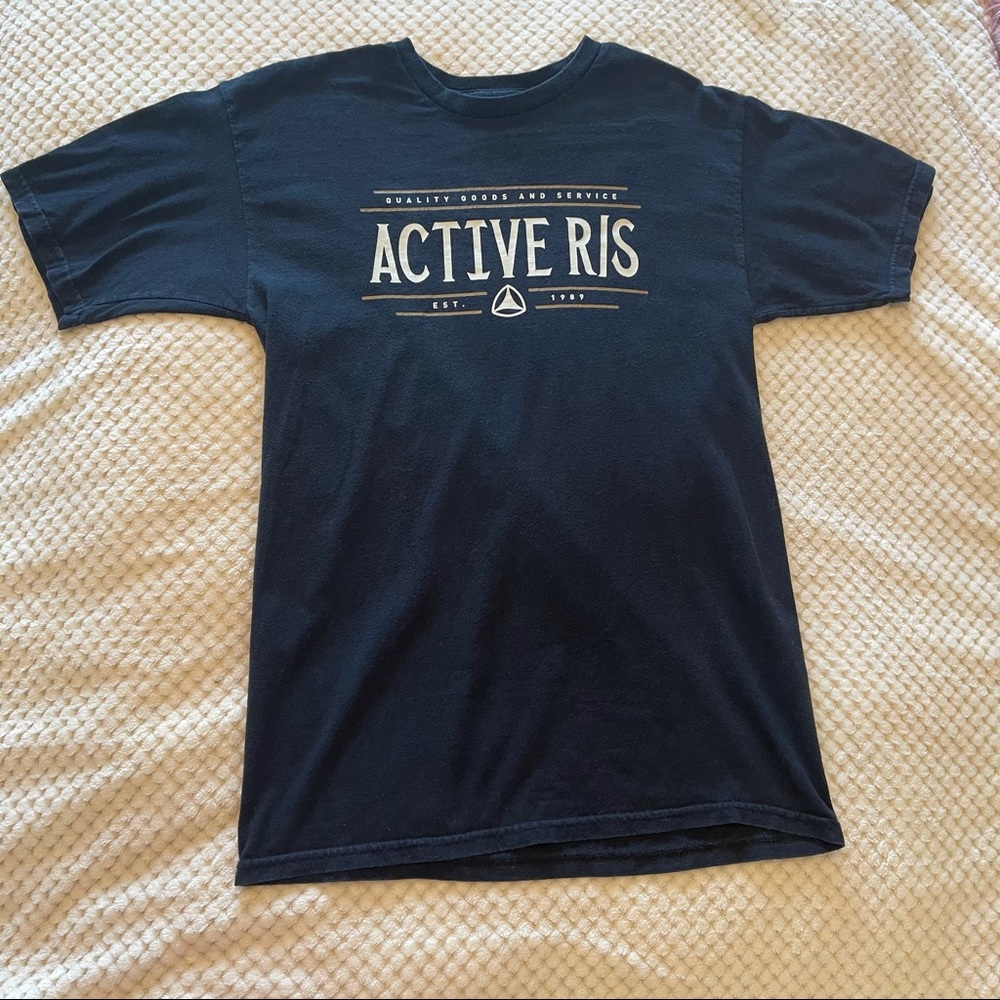 Men’s Active Ride Shop logo graphic Tshirt medium